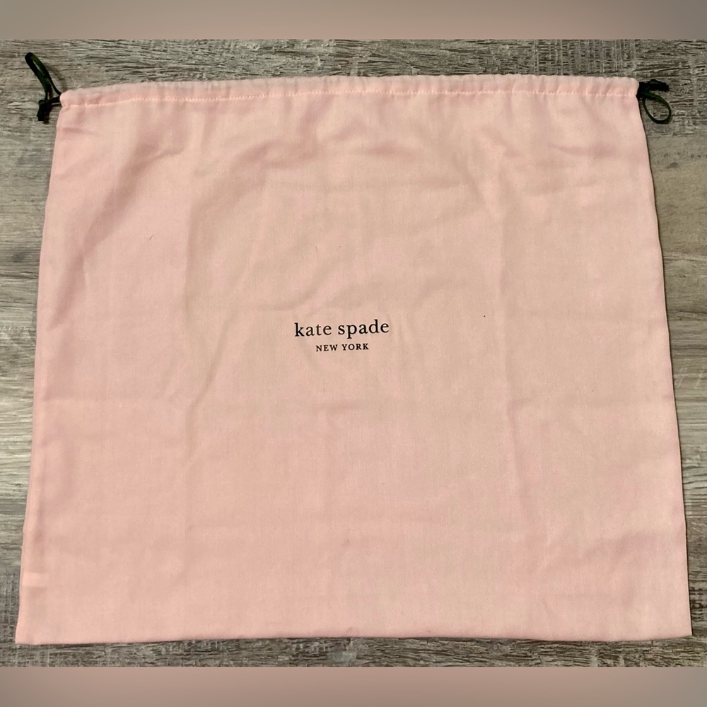 GENUINE KATE SPADE FLAT BAG BAG 19.80" x 17.30" INCHES, PINK. Smoke free home